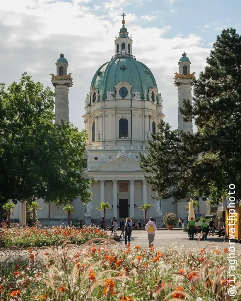 Карлскирхе Вена